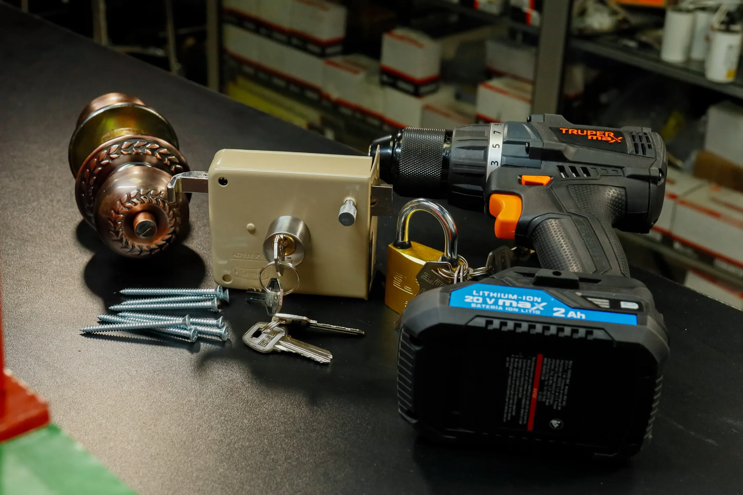 Cerrajería: candados y llaves